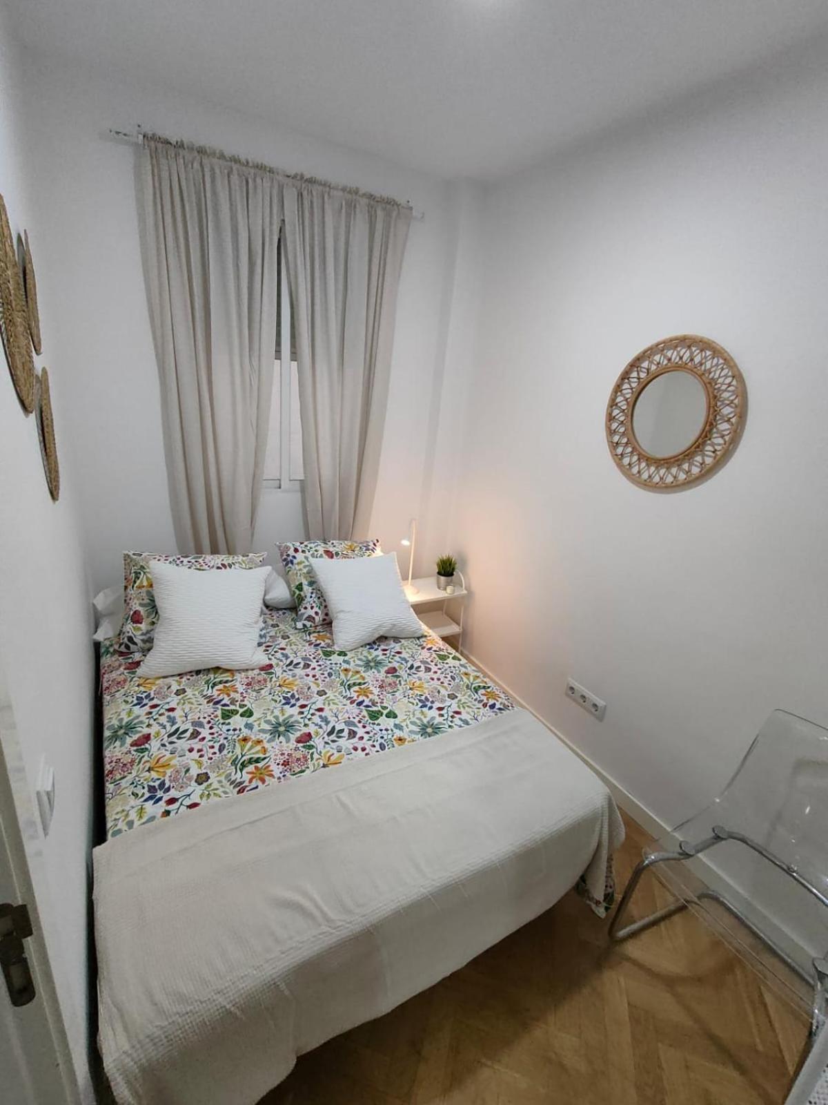 Zurbano Street, Private Rooms — Fotos 1